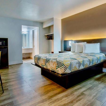 Motel 6 Tucson, Az - East Williams Center Экстерьер фото