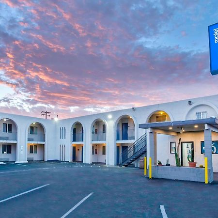 Motel 6 Tucson, Az - East Williams Center Экстерьер фото
