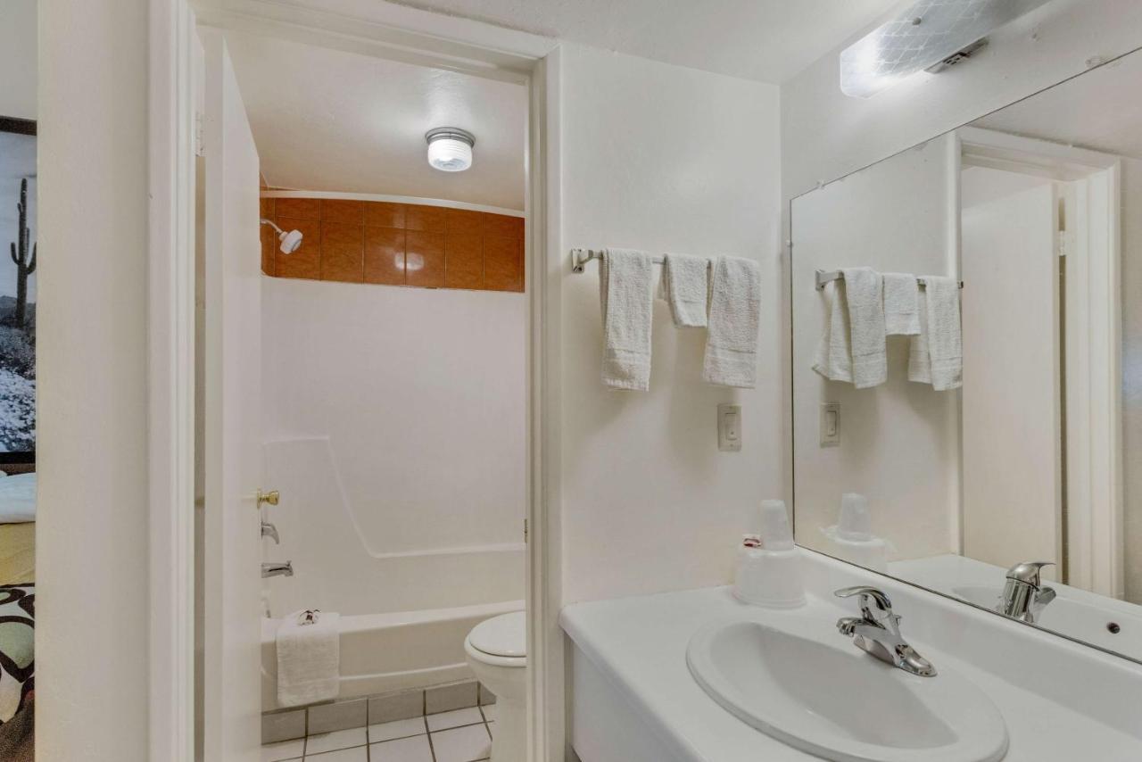 Motel 6 Tucson, Az - East Williams Center Экстерьер фото
