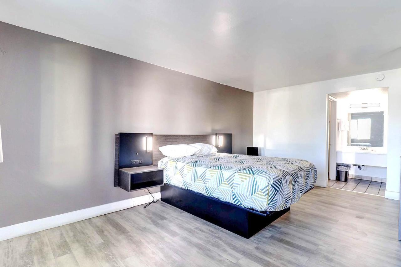 Motel 6 Tucson, Az - East Williams Center Экстерьер фото