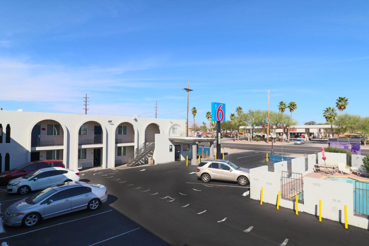Motel 6 Tucson, Az - East Williams Center Экстерьер фото