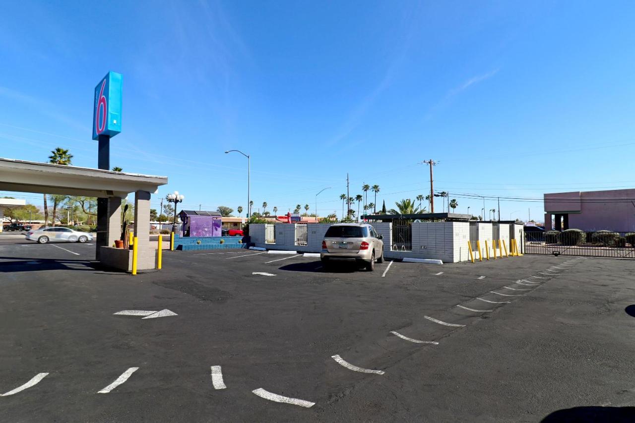 Motel 6 Tucson, Az - East Williams Center Экстерьер фото
