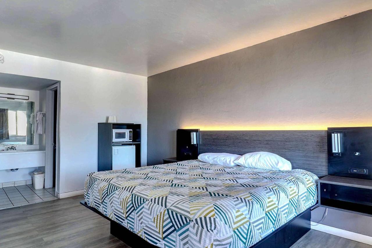 Motel 6 Tucson, Az - East Williams Center Экстерьер фото