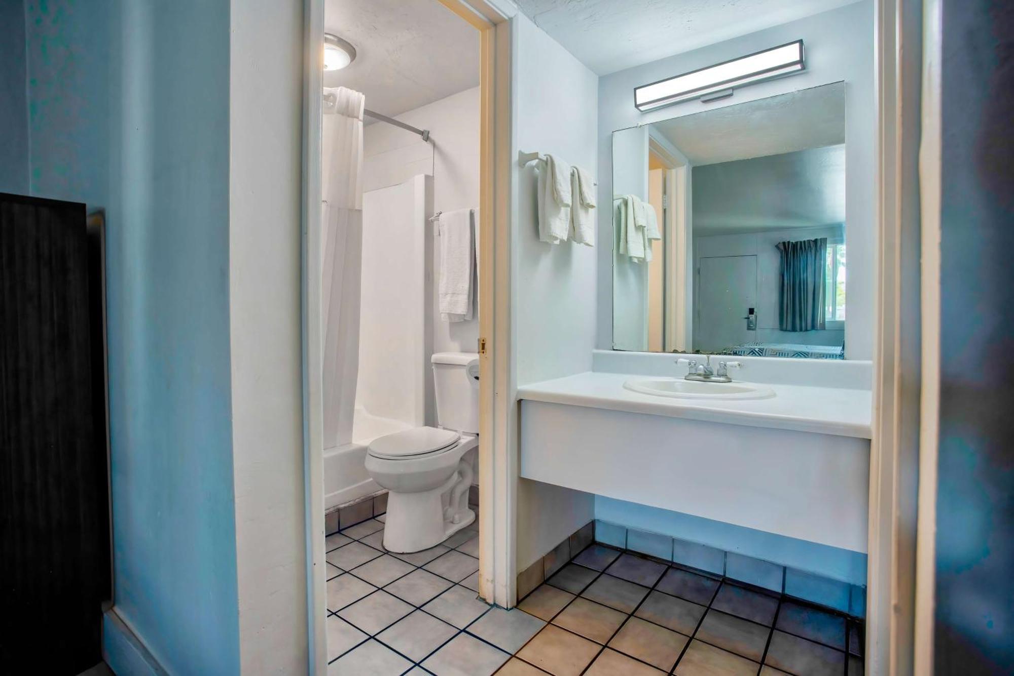 Motel 6 Tucson, Az - East Williams Center Экстерьер фото