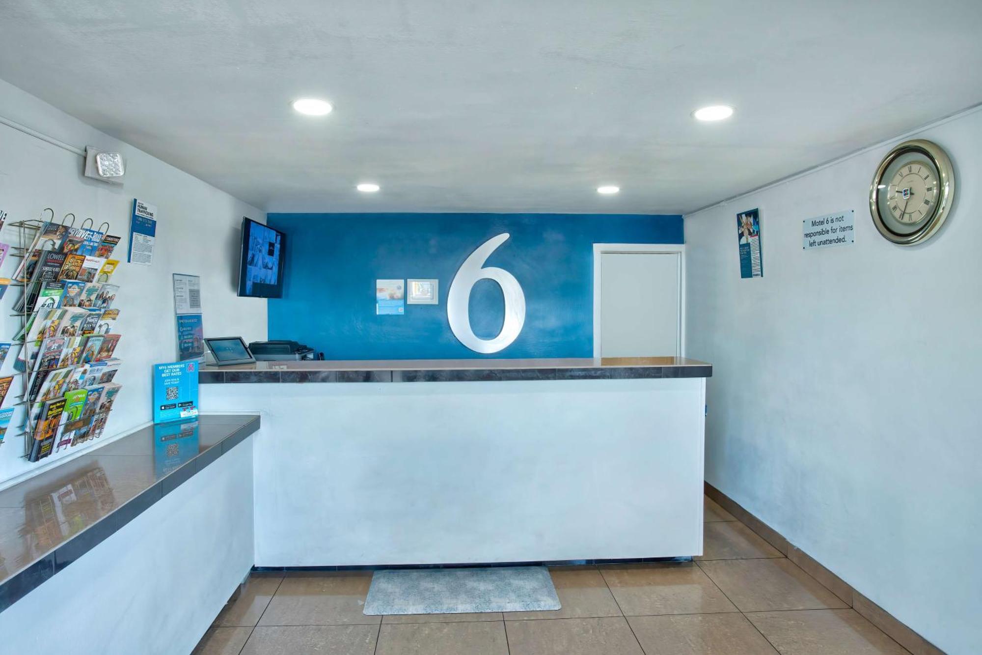 Motel 6 Tucson, Az - East Williams Center Экстерьер фото
