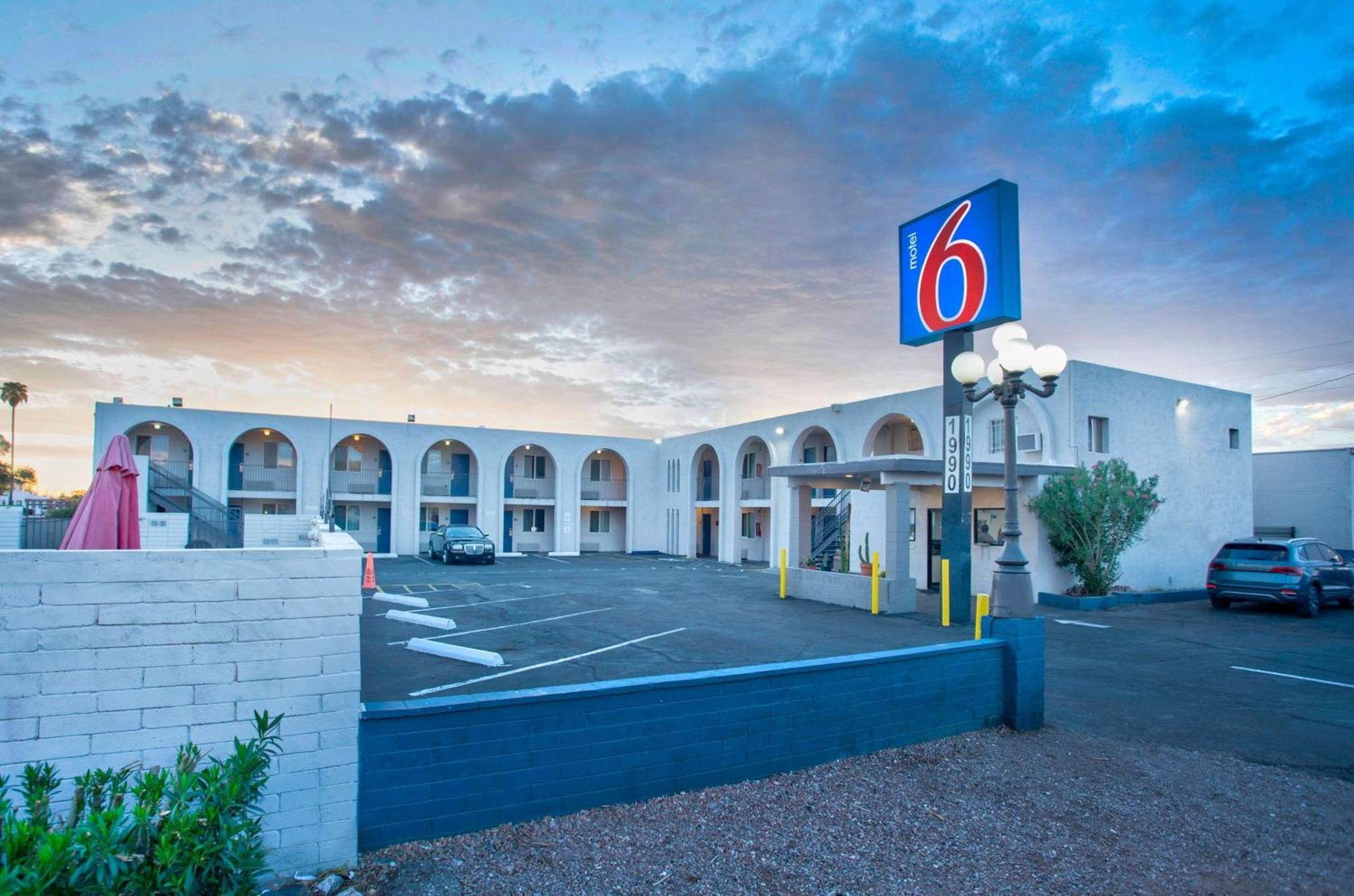 Motel 6 Tucson, Az - East Williams Center Экстерьер фото